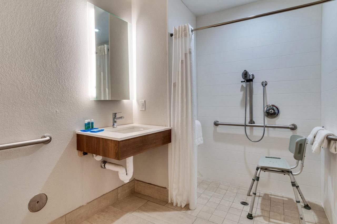 Holiday Inn Express Hotel & Suites Lake Elsinore By Ihg Luaran gambar