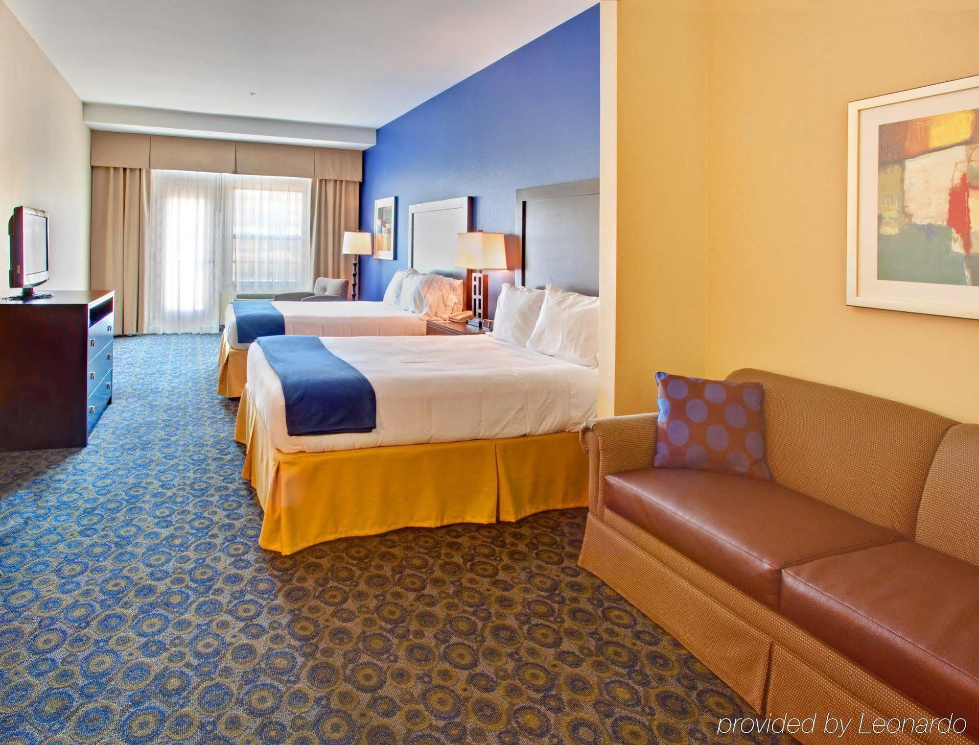 Holiday Inn Express Hotel & Suites Lake Elsinore, An Ihg Hotel Bilik gambar