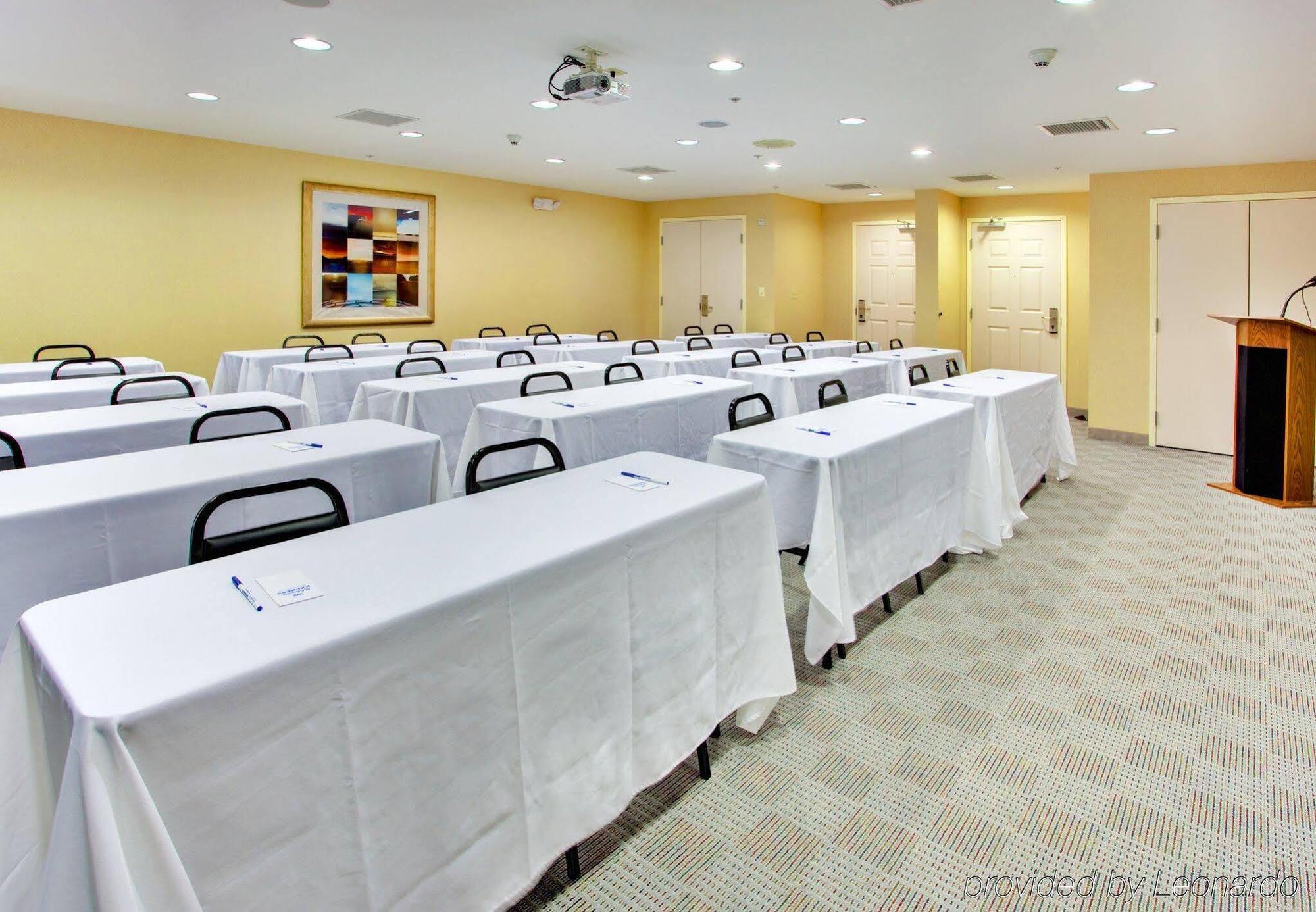 Holiday Inn Express Hotel & Suites Lake Elsinore By Ihg Luaran gambar